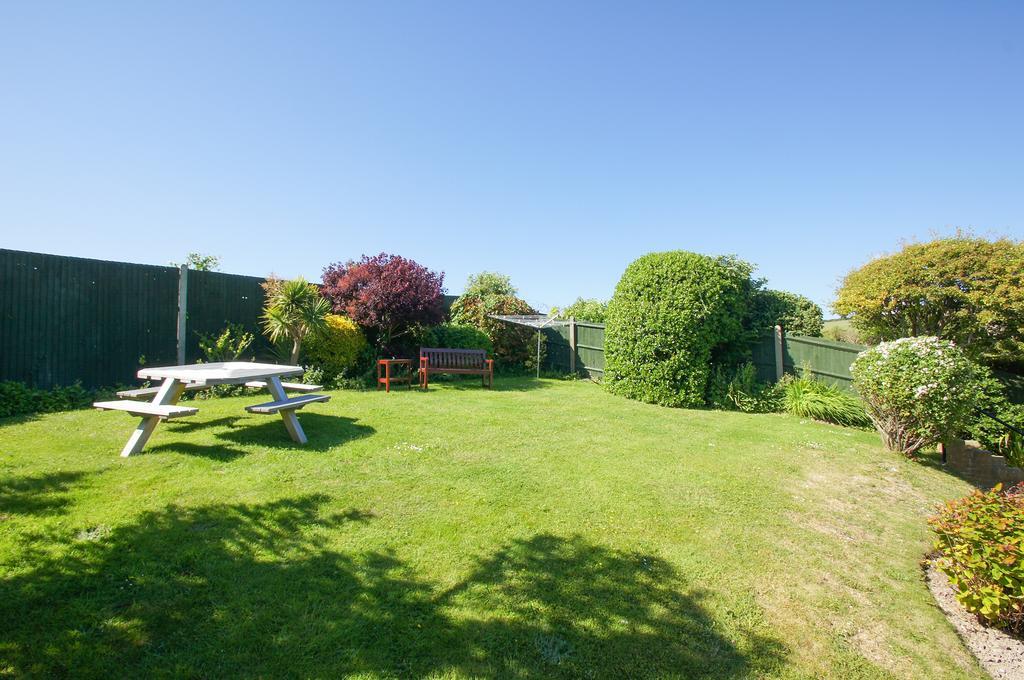 Dean Court Garden - Parking - By Brighton Holiday Lets Extérieur photo
