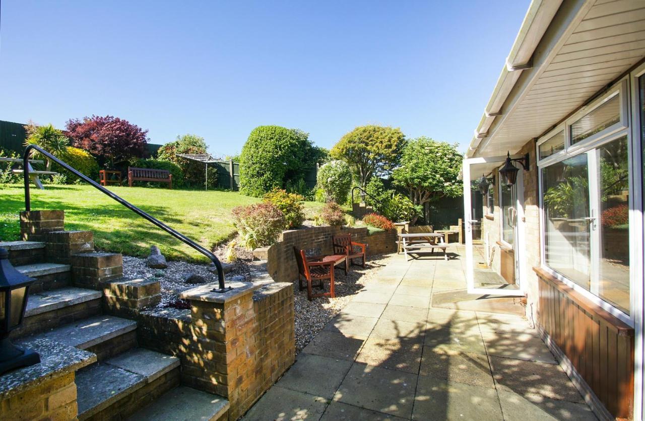 Dean Court Garden - Parking - By Brighton Holiday Lets Extérieur photo